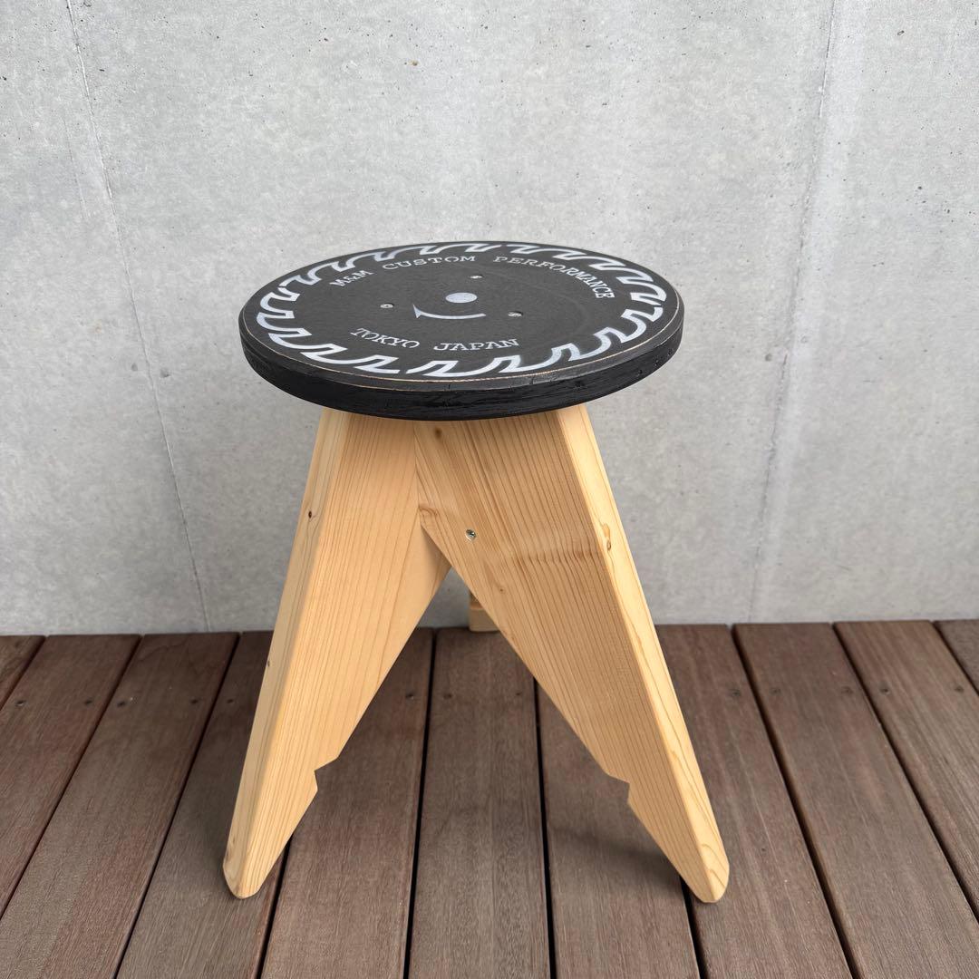 M&M カスタムパフォーマンス 木製スツール 椅子 チェア