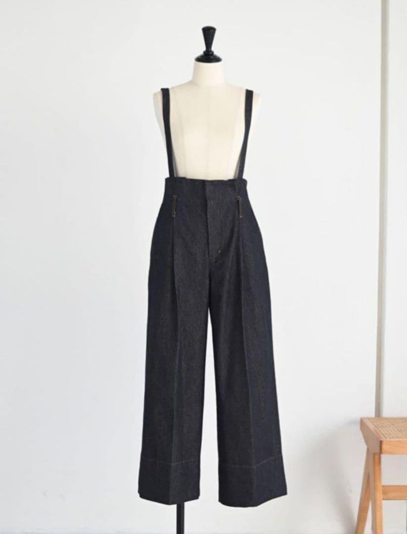 本日のみお値下げ　トレフルプラスワン　デニムサロペット　ワイドデニムパンツ