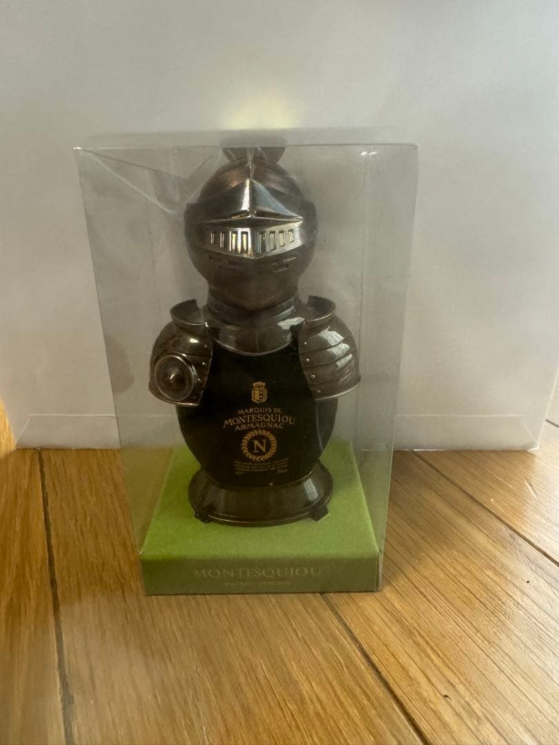 ナポレオンブランデーミニボトル2本。
