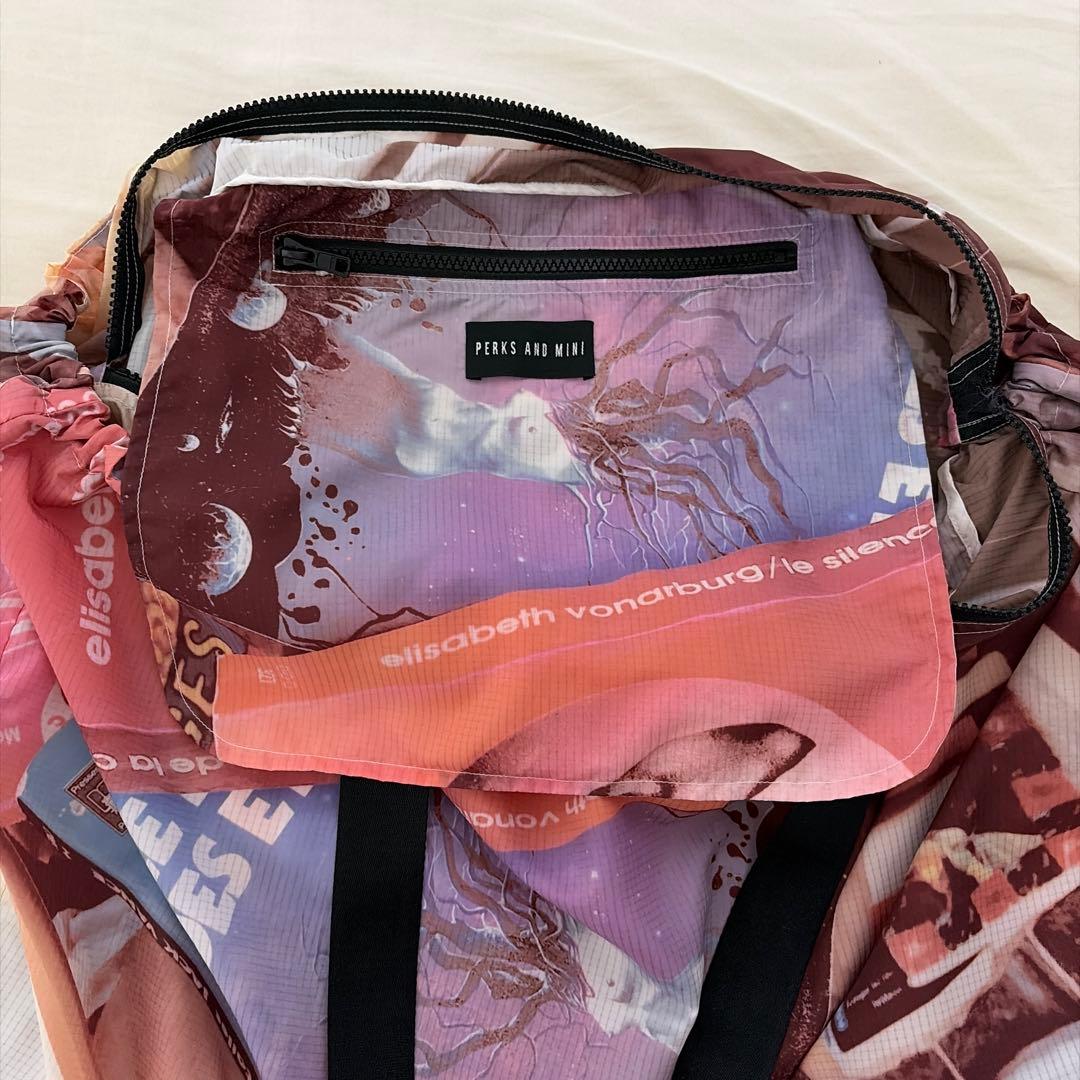 perks and mini PAM パム　トートバッグ　ZINE ジン　本