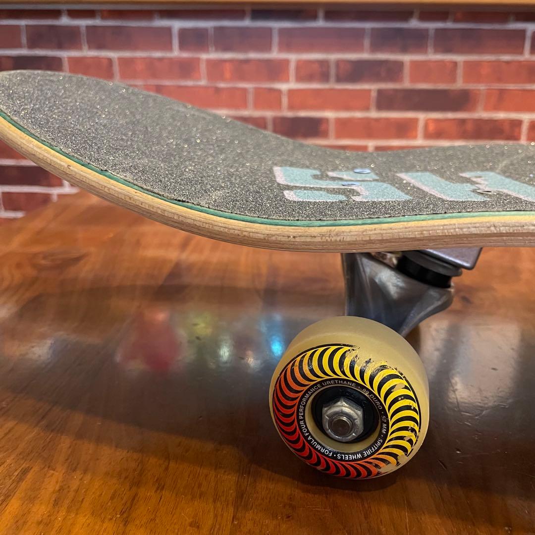 スケートマフィア　美品　スケボー　スケートボード　ベンチャートラック　8インチ