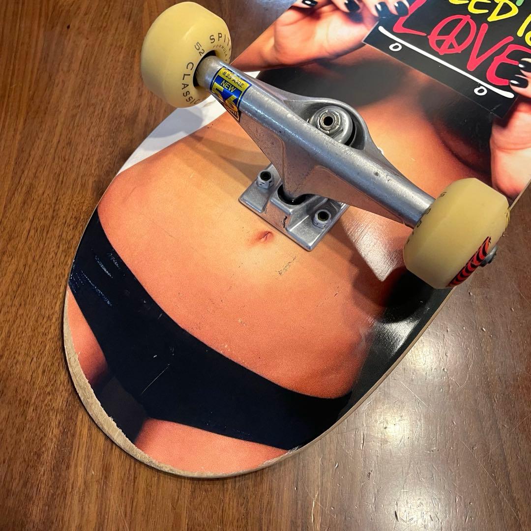 スケートマフィア　美品　スケボー　スケートボード　ベンチャートラック　8インチ