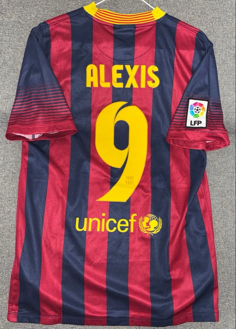 【正規品】バルセロナ 13/14 ホーム レプリカユニフォーム サンチェス