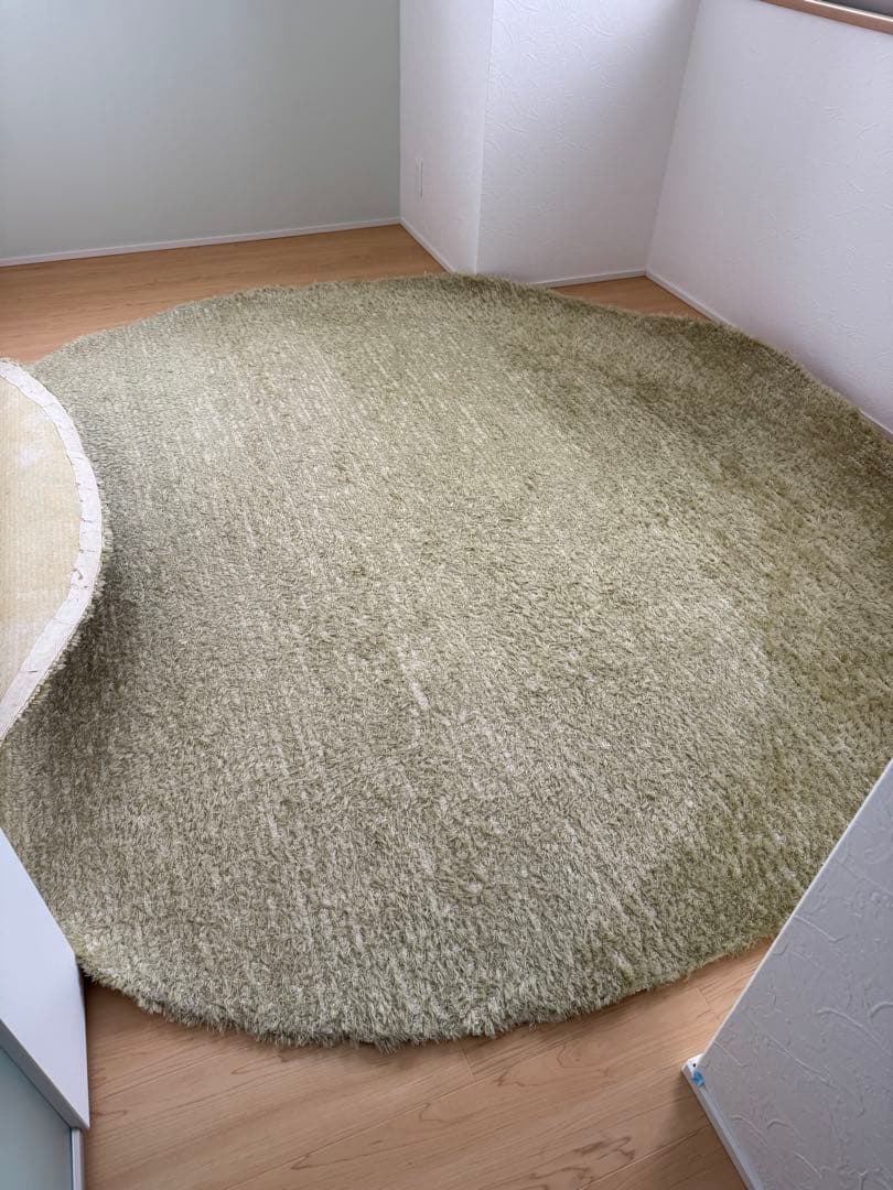 芝生ラグ　グリーン　250センチのサークル　ラグ