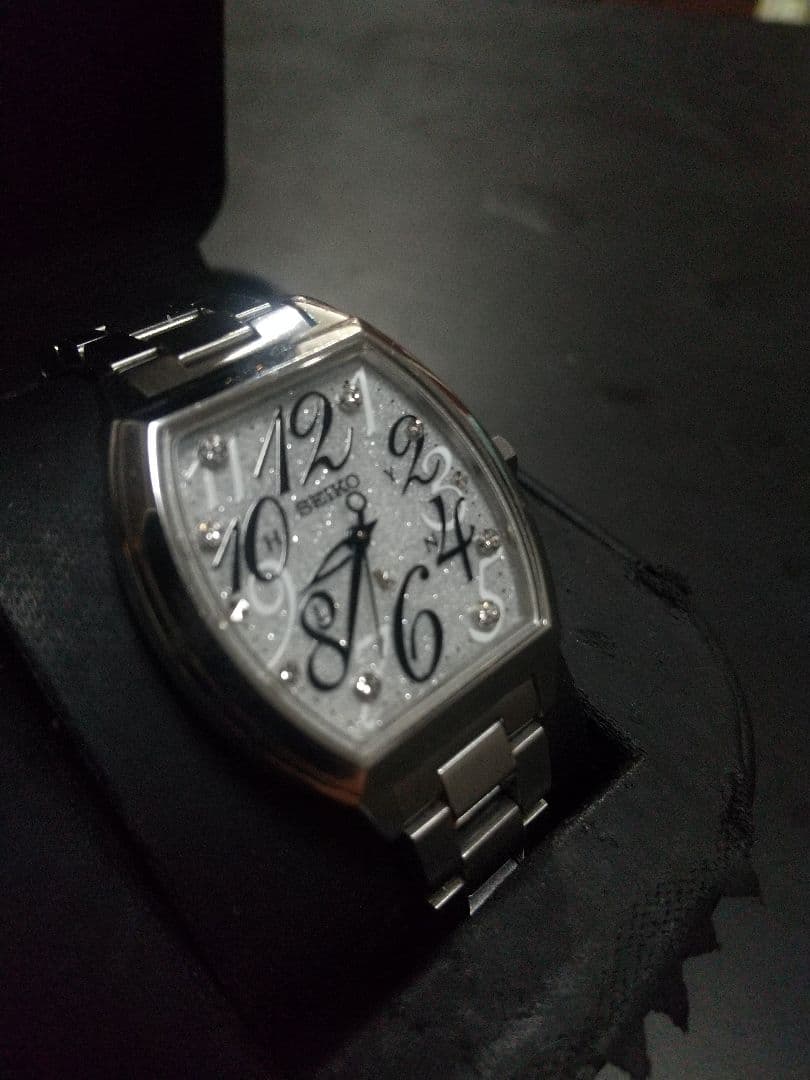 美品　セイコールキア　電波ソーラー