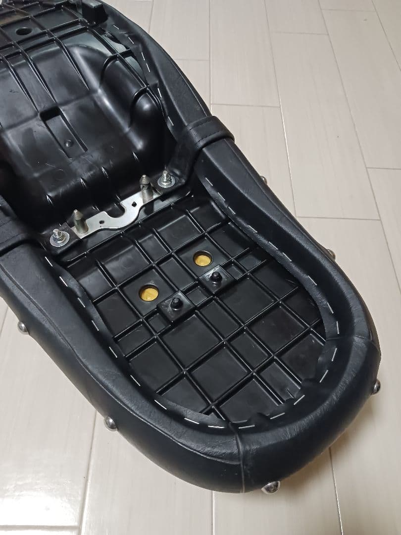 エストレヤ　レトロシート　送料込み！