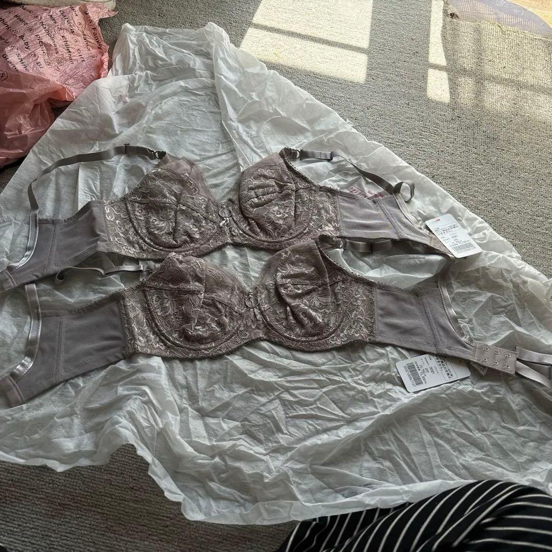 ダイアナブラジャーD70タグ付き2枚セット