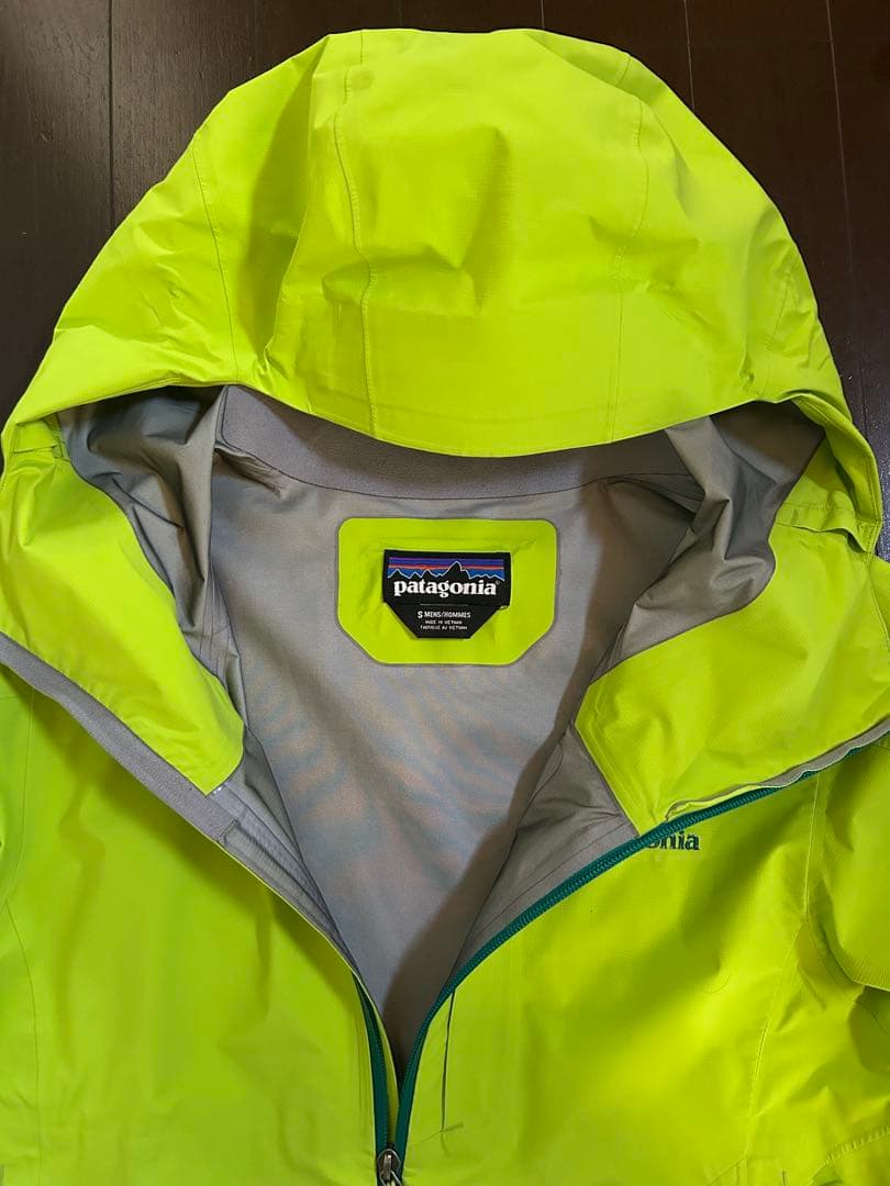 d*n様 格安　パタゴニア GORE-TEX Cニット3L レフュジティブJKT