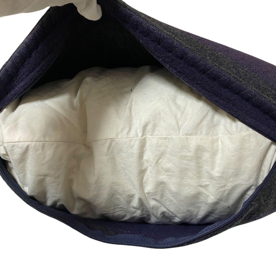 シャネルCHANEL バイカラー ココマーク クッション ウール カシミヤ