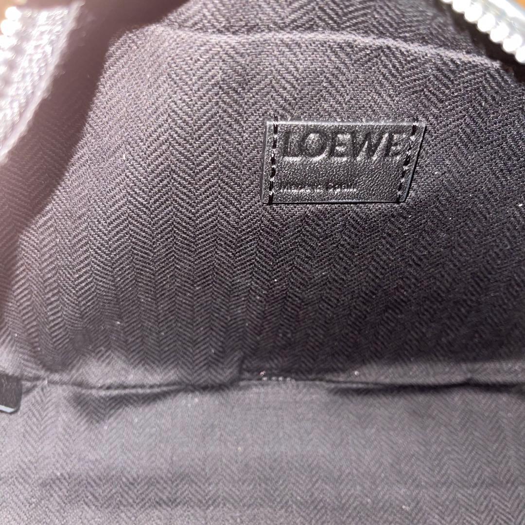 極美品 LOEWE ロエベ ボディバッグ サコッシュ コンバーチブル