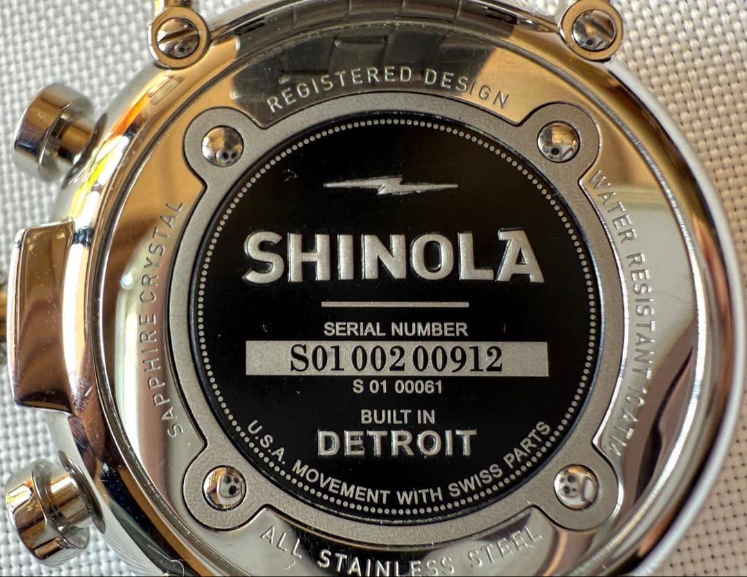 シャイノーラ　クロノグラフ。