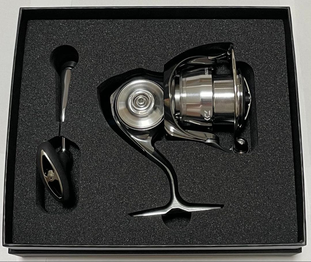 ⭐︎新品 ダイワ 22 イグジスト PC LT2500 エギング 対応 リール