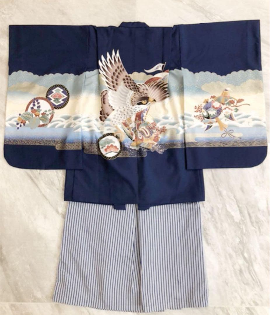七五三用 紺色着物 鷹と花の刺繍