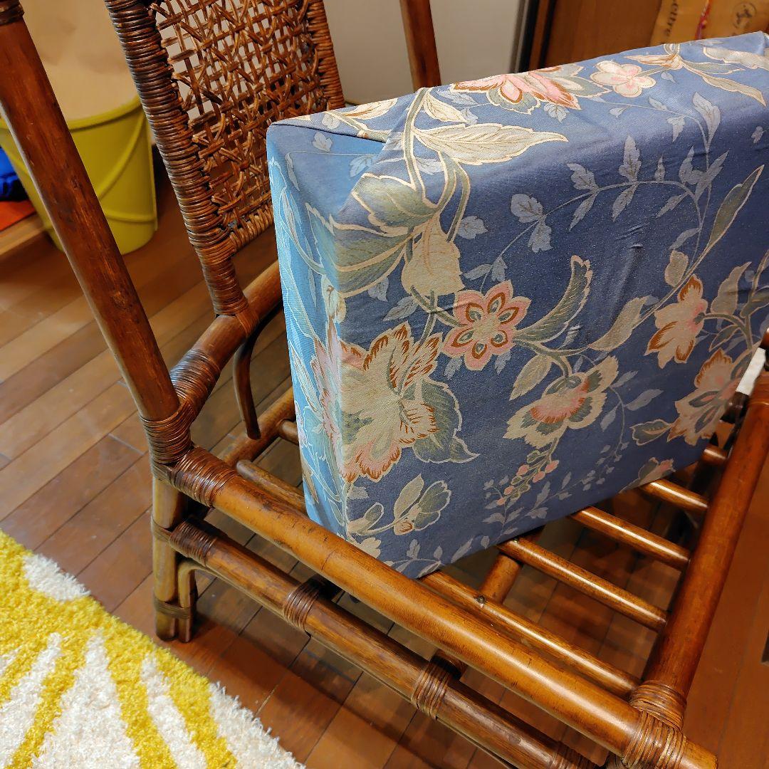 ラタンガラスのダイニングテーブルセット