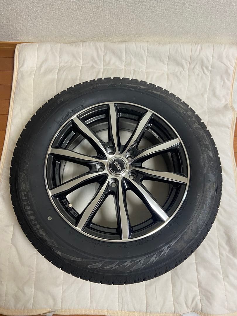 Ｋ① スタッドレスブリザックVRX2 225/60R17アルファード30系