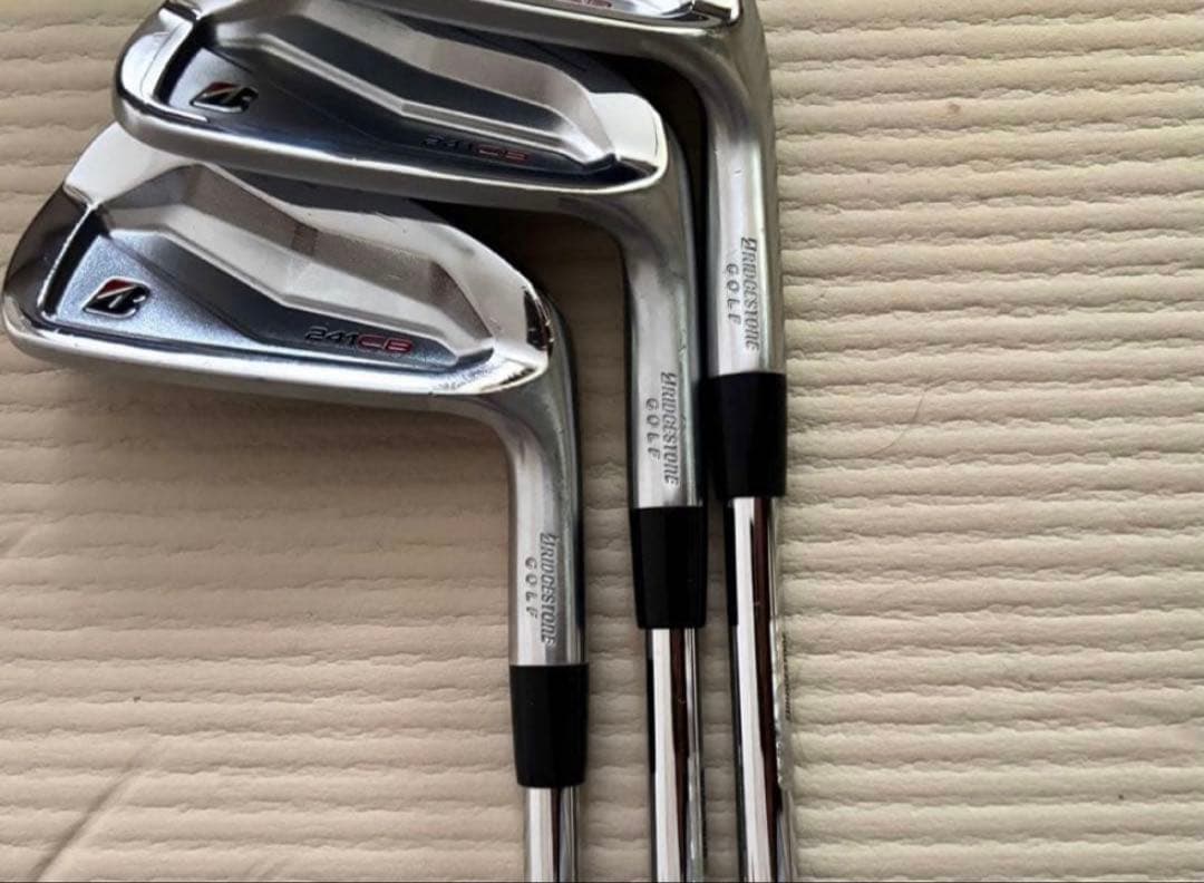 ブリヂストン　241CBアイアン 7番