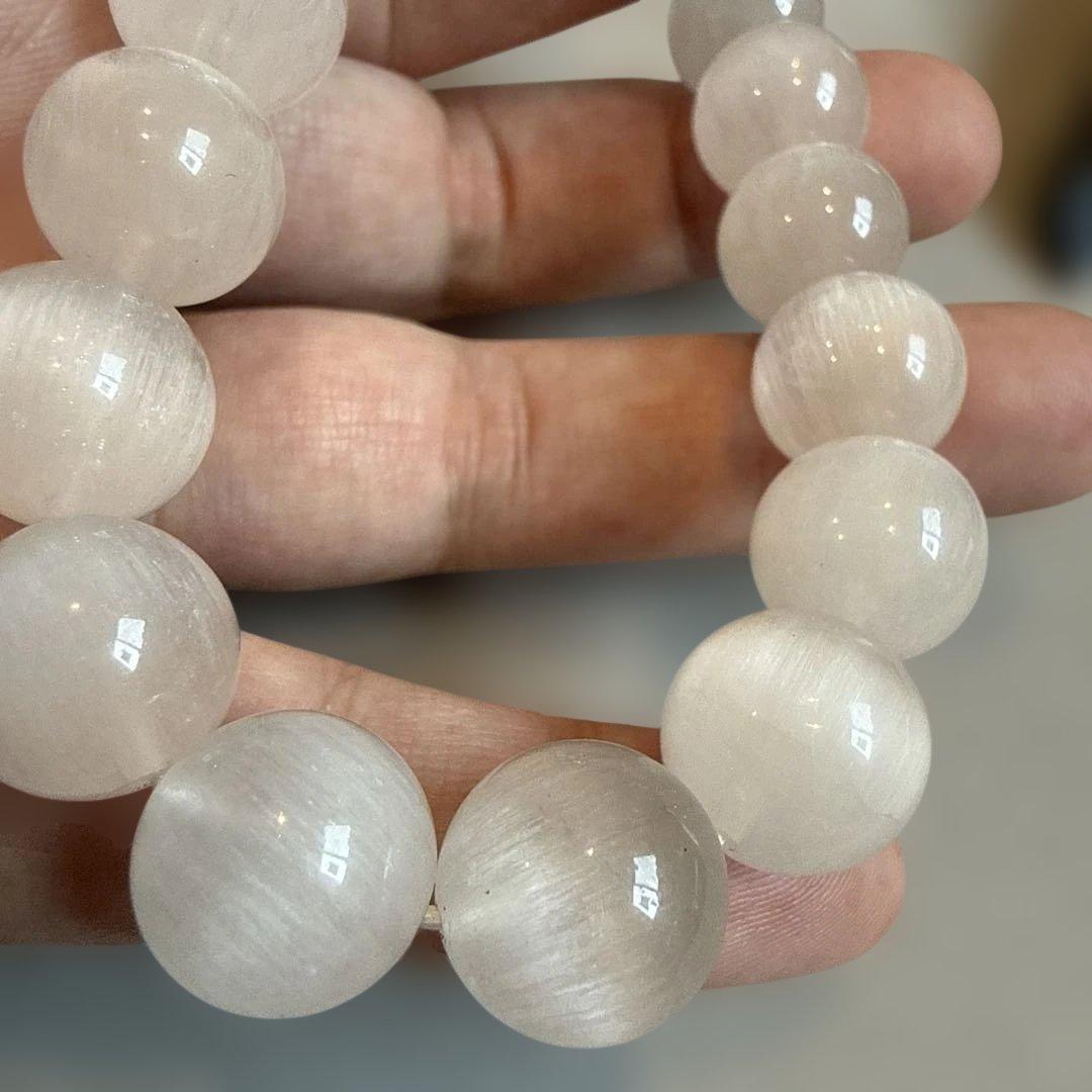 ホワイトラビットヘア サゲニティッククォーツ天然石ブレスレット (高品質)