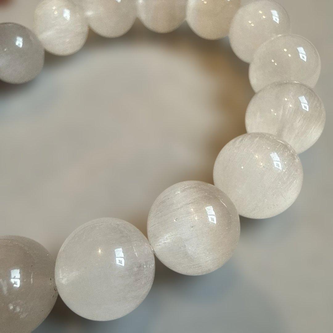 ホワイトラビットヘア サゲニティッククォーツ天然石ブレスレット (高品質)