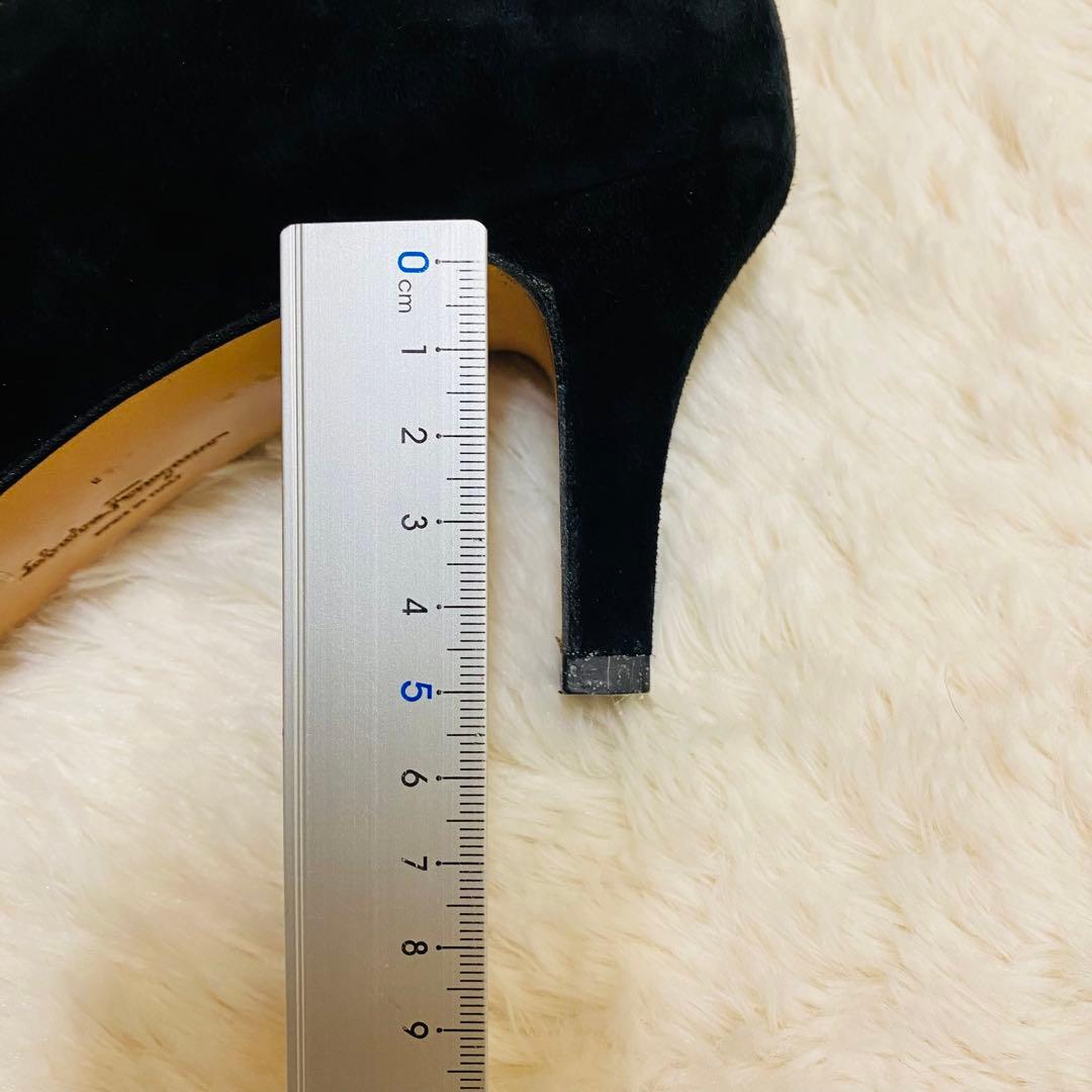 未使用級！Salvatore Ferragamo ヴァラリボン　パンプス