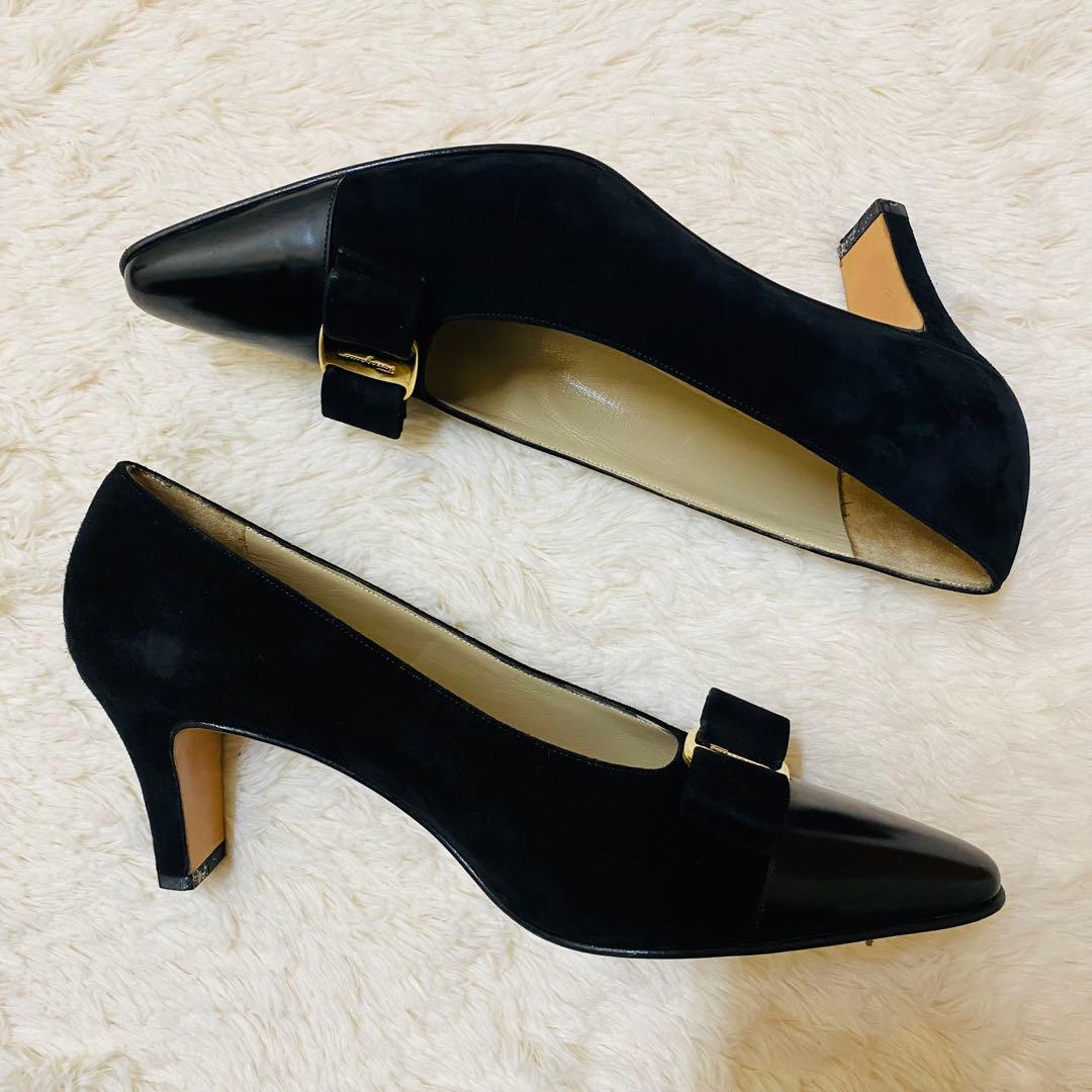 未使用級！Salvatore Ferragamo ヴァラリボン　パンプス