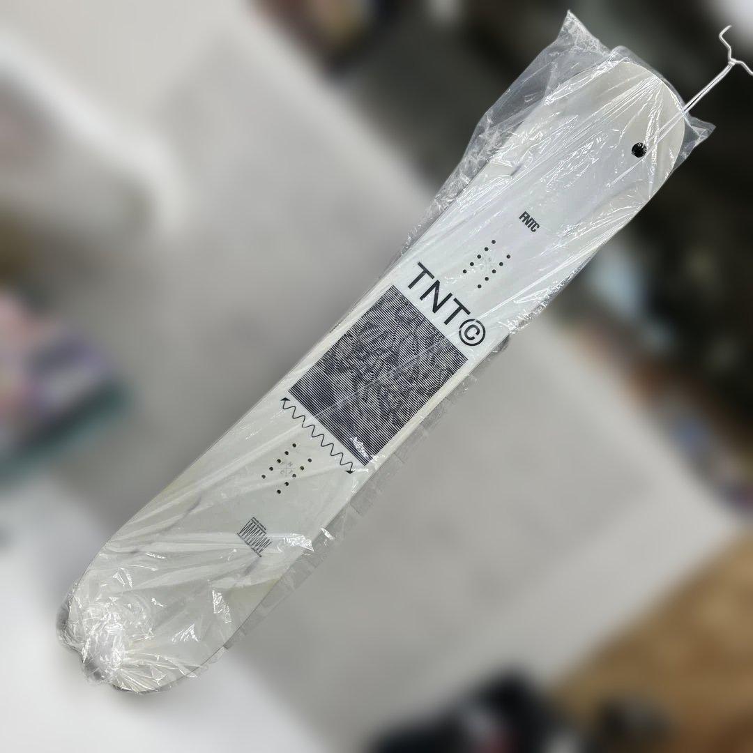 7239 スノーボード FNTC TNTC 22-23モデル 147cm