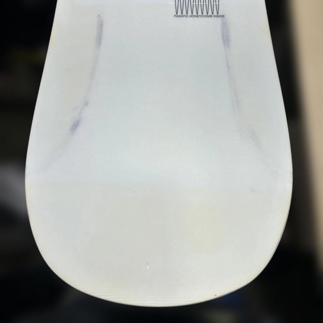 7239 スノーボード FNTC TNTC 22-23モデル 147cm