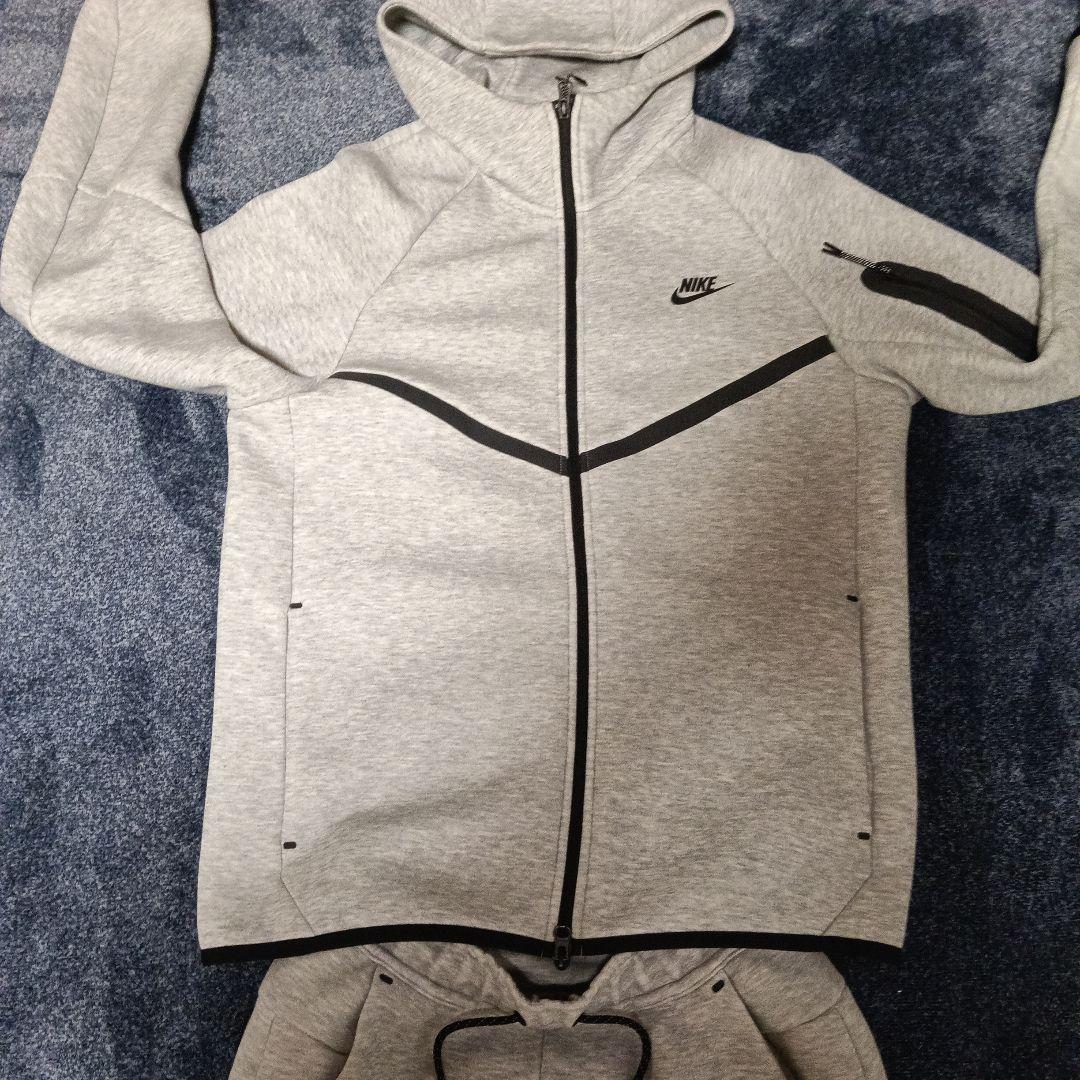Nike グレーテックフリースセットアップ正規品早めの購入希望