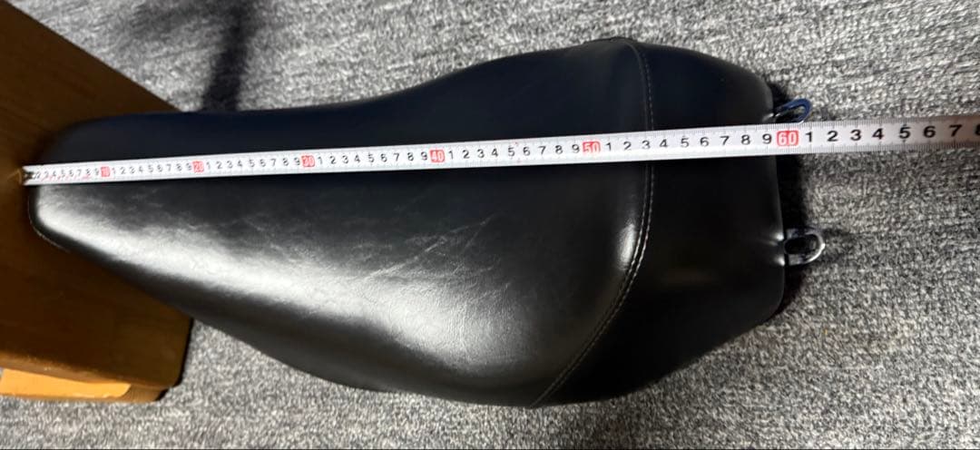 良品 ハーレー ツーリングモデル LePera ラペラ ベアボーンズ ソロシート