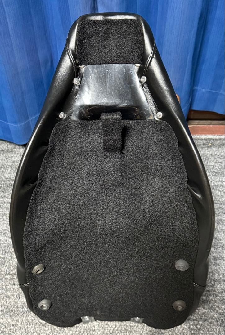 良品 ハーレー ツーリングモデル LePera ラペラ ベアボーンズ ソロシート