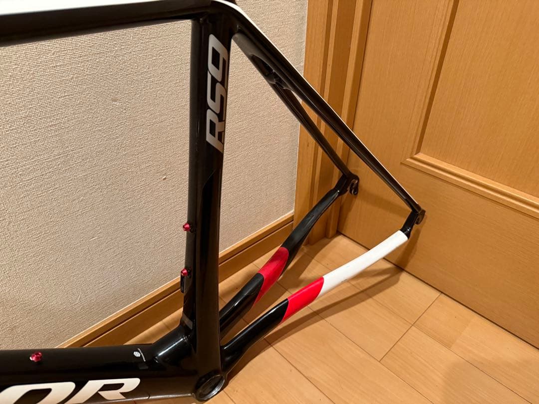 お年玉最終値下げ　BRIDGESTONE ANCHOR RS9 カーボンフレーム