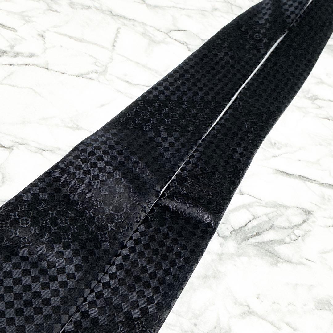 ✨週末で出品終了✨ルイヴィトン　ダミエミックスモノグラム　ブラック　ネクタイ