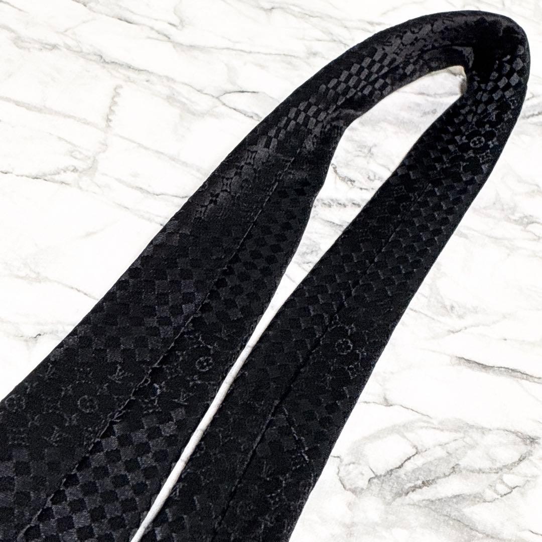 ✨週末で出品終了✨ルイヴィトン　ダミエミックスモノグラム　ブラック　ネクタイ