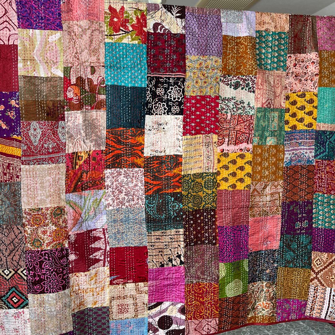 インド　ヴィンテージ　ラリーキルト　カンタキルト　マルチカバー  ベットカバー