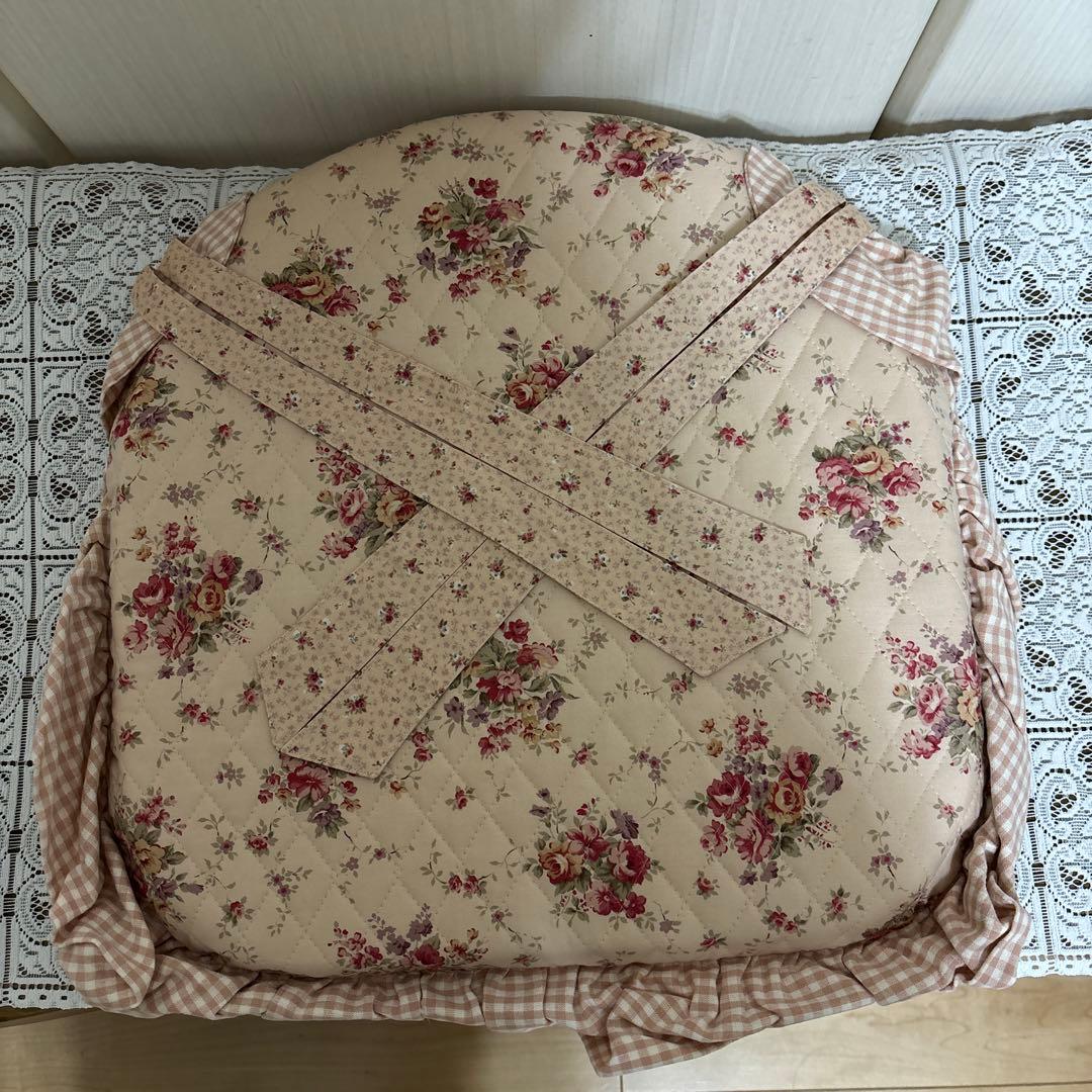 マニー　背当て付きコラージュシートクッション（ピンク）