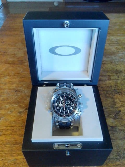 激渋＆激珍・OAKLEYWATCH・12GAUGE・オークリー時計・12ゲージ