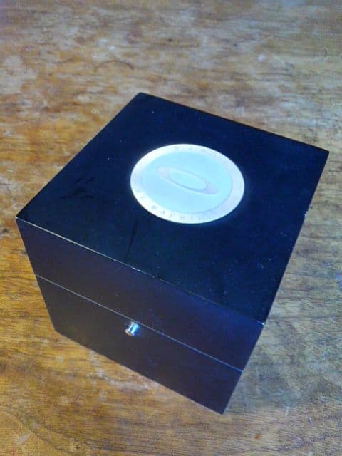 激渋＆激珍・OAKLEYWATCH・12GAUGE・オークリー時計・12ゲージ