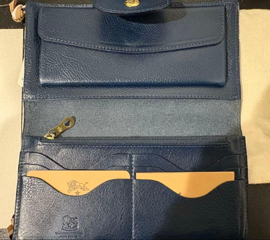 新品未使用　IL BISONTE イルビゾンテ　ネイビー　サイフ