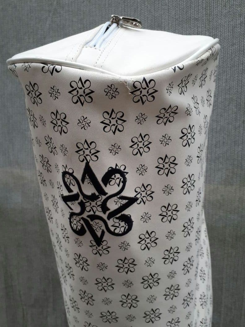 St. ANDREWS ロゴ デザイン スタンド式 キャディバッグ 白 黒