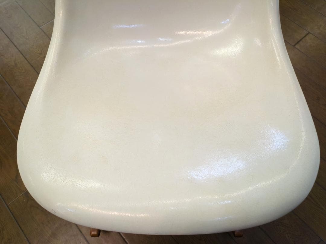 〈即購入可〉ハーマンミラー イームズ チェア ホワイト 現状渡し