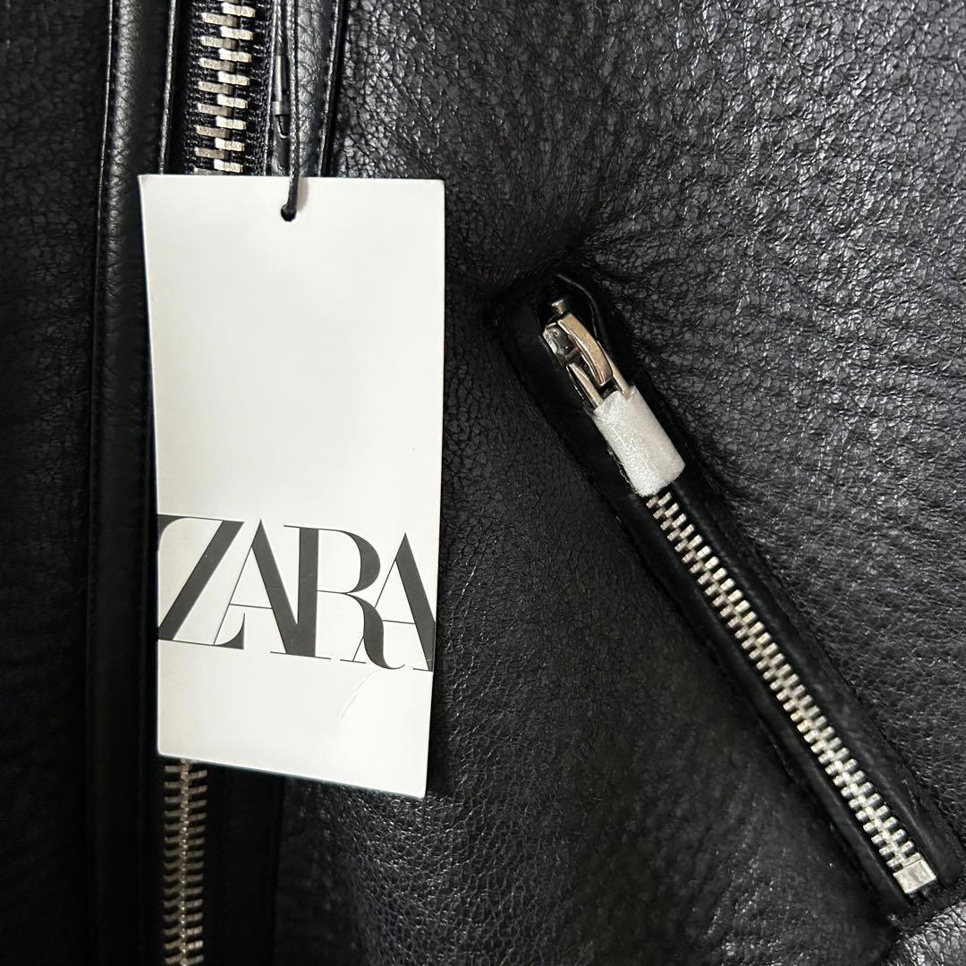 新品未使用 ZARA ブラックレザー ムートン ライダースジャケット Ｌ
