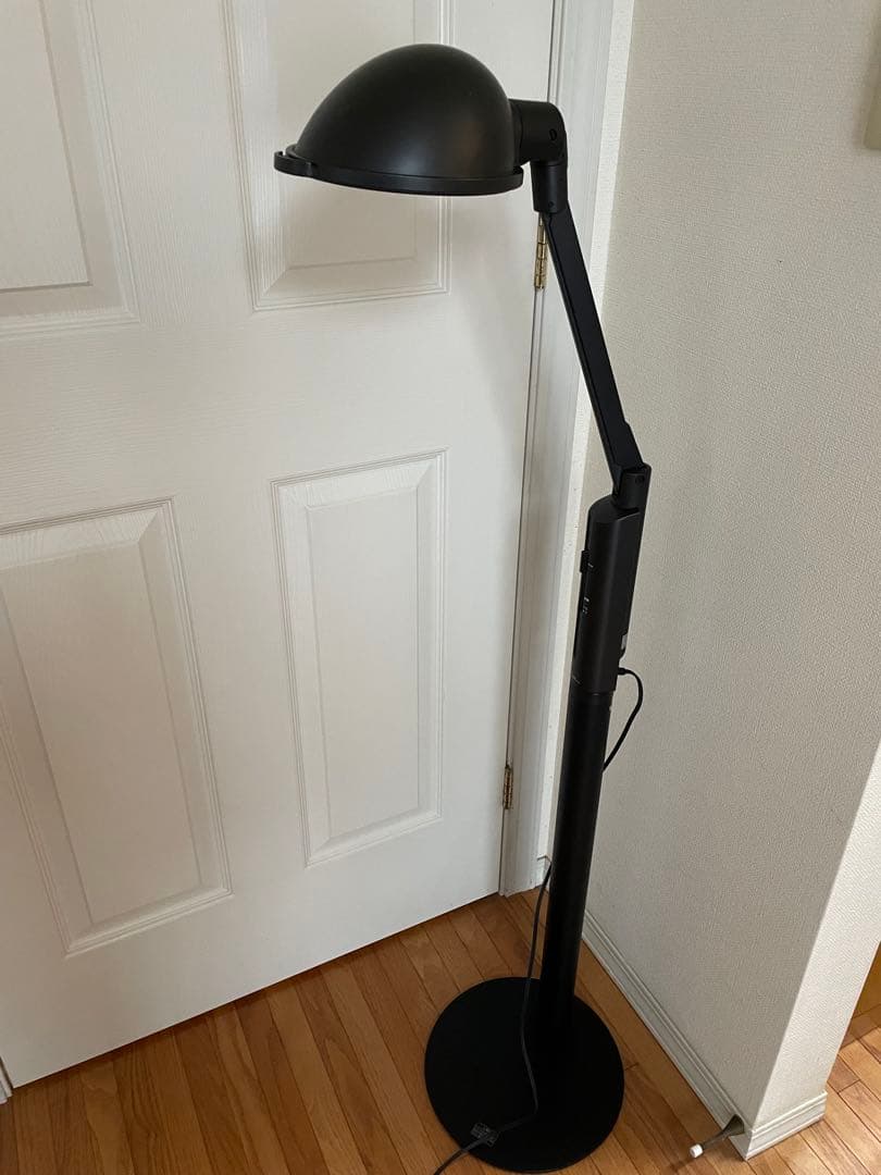 ヤマギワ　バイオライト　エクセル　フロアベース付　テーブルライトにも