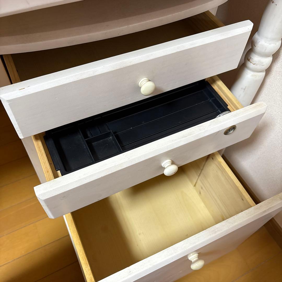 勉強机　ホワイト収納付きデスク LEDライト付き