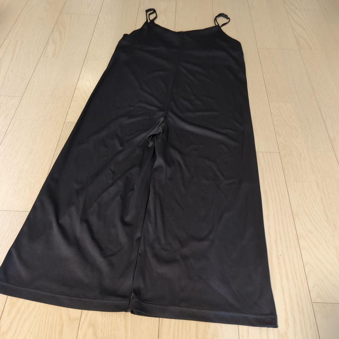 Ameri　CHLOE V NECK ROMPERS