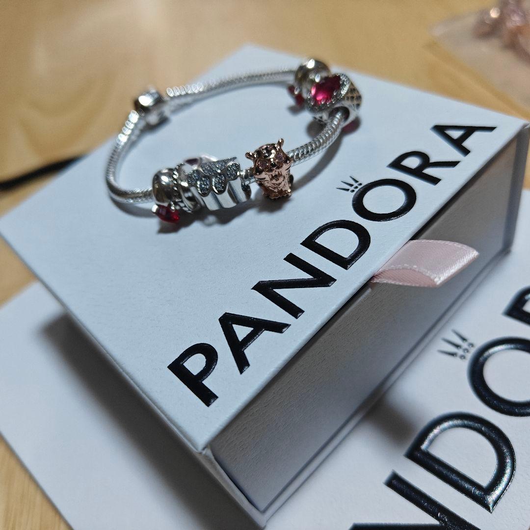 パンドラ　ネコ　ブレスレット
