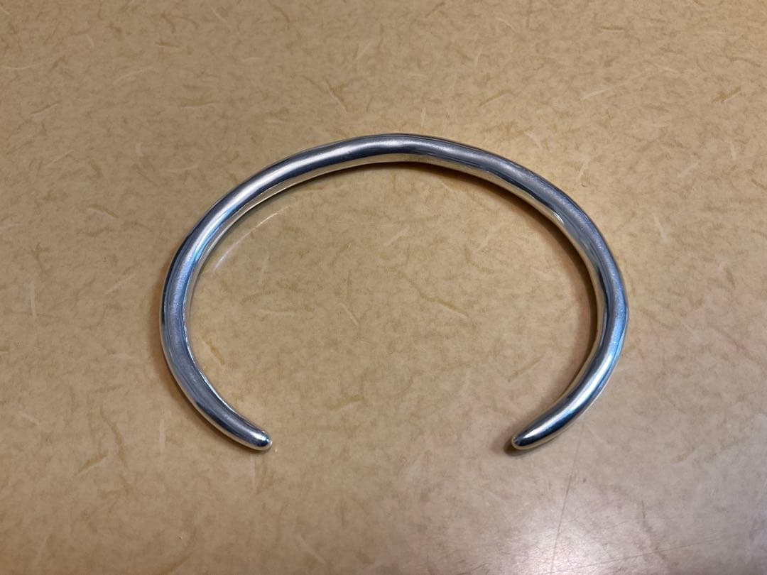 TEN ホルンバングル　ノベルティのスカーフ付き　ブレスレット