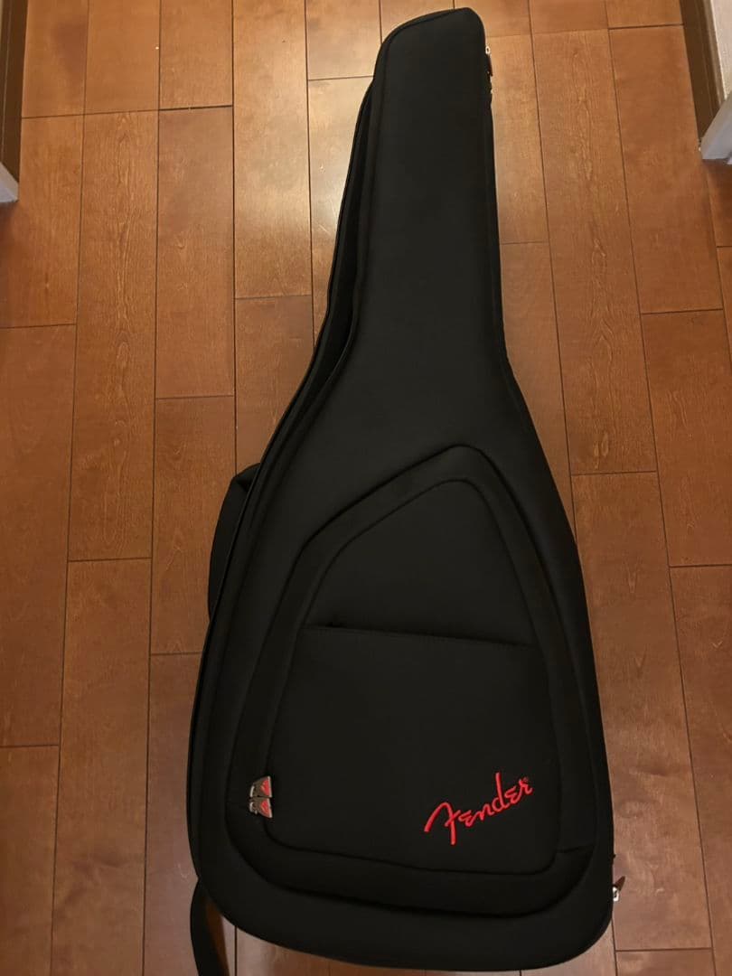 Squier FSR Classic Vibe 60s 限定カラー　ケース付