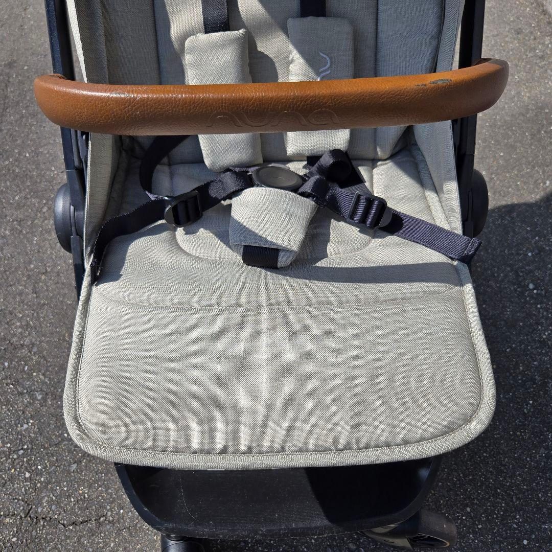 nuna ベビーカー TRVL