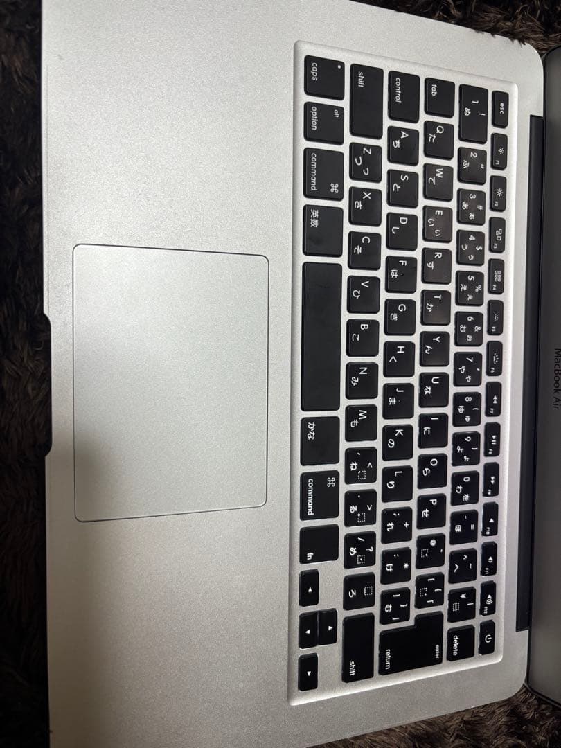 【極美品】MacBook Air 13インチ｜充電111回｜メモリ8GB｜箱付き