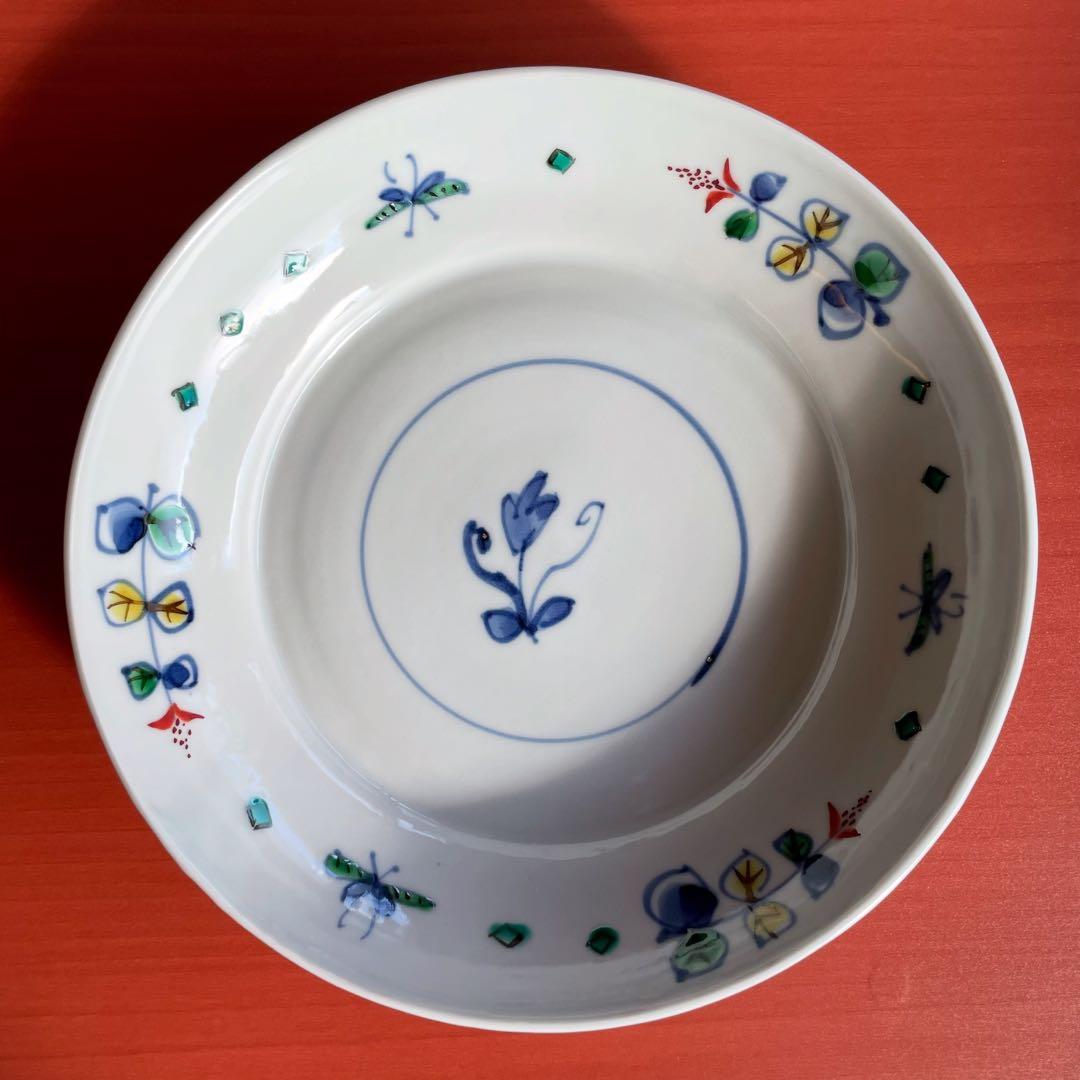 正木春蔵　色絵染付花蝶文　深皿