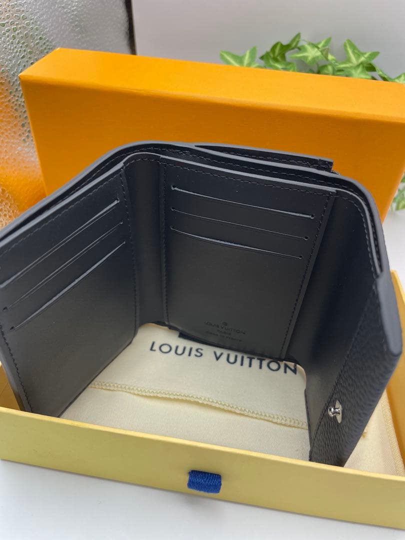 【美品】LOUIS VUITTON ポルトフォイュ・パイロット ウォレット